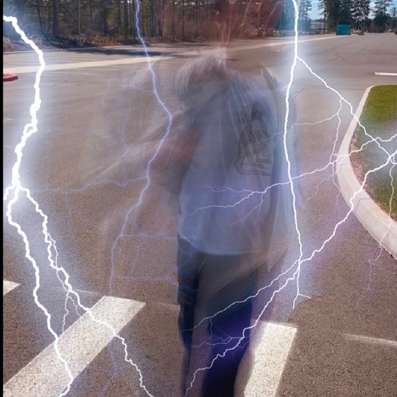 Meet your Posher, Tae - Picture 1 of 1